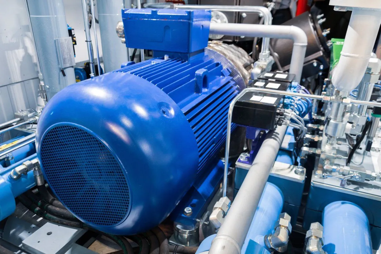 Heavy-duty industrial electric motor of the kind CEMSI stocks for Arnold, MO customers
